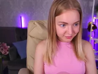 EmilySunshineS's Live Sex Cam Show