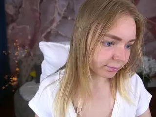 EmilySunshineS's Live Sex Cam Show