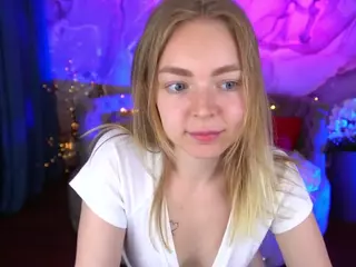EmilySunshineS's Live Sex Cam Show