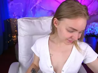 EmilySunshineS's Live Sex Cam Show