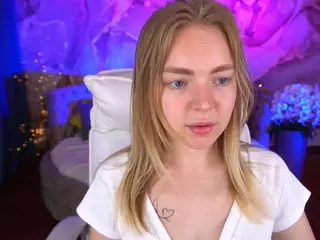 EmilySunshineS's Live Sex Cam Show