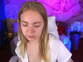 EmilySunshineS's Live Sex Cam Show