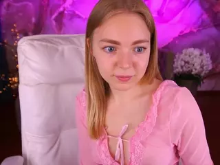 EmilySunshineS's Live Sex Cam Show