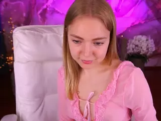 EmilySunshineS's Live Sex Cam Show