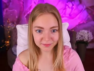 EmilySunshineS's Live Sex Cam Show