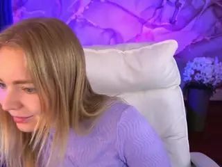 EmilySunshineS's Live Sex Cam Show