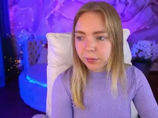 EmilySunshineS's Live Sex Cam Show