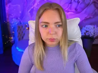EmilySunshineS's Live Sex Cam Show