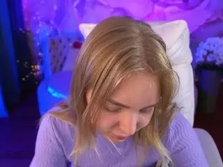 EmilySunshineS's Live Sex Cam Show