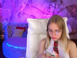 EmilySunshineS's Live Sex Cam Show