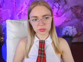 EmilySunshineS's Live Sex Cam Show