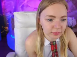 EmilySunshineS's Live Sex Cam Show