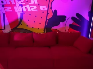 EmilySunshineS's Live Sex Cam Show