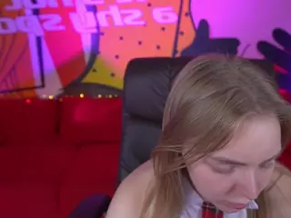 EmilySunshineS's Live Sex Cam Show