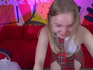 EmilySunshineS's Live Sex Cam Show