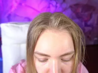 EmilySunshineS's Live Sex Cam Show