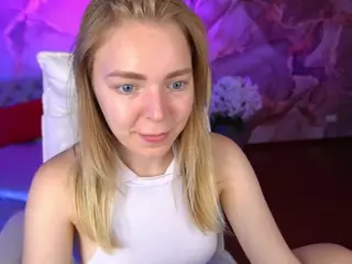 EmilySunshineS's Live Sex Cam Show