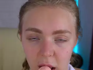 EmilySunshineS's Live Sex Cam Show