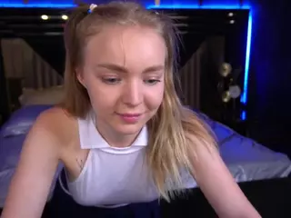 EmilySunshineS's Live Sex Cam Show