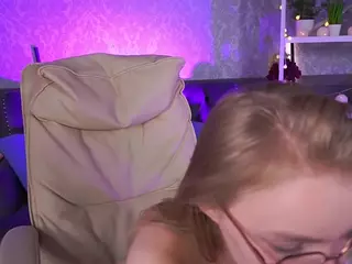 EmilySunshineS's Live Sex Cam Show