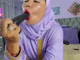 Shaira-Awada's Live Sex Cam Show