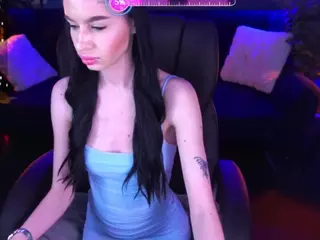 SnowWhiteee's Live Sex Cam Show