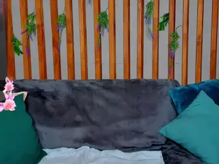 Tonyalamb's Live Sex Cam Show