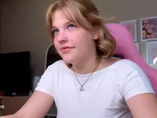 YourL1ttleAngel's Live Sex Cam Show