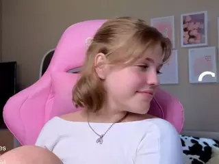 YourL1ttleAngel's Live Sex Cam Show