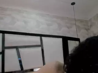 ArinnaRussell's Live Sex Cam Show