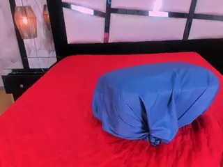 ArinnaRussell's Live Sex Cam Show