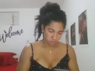 Bellacrespa's Live Sex Cam Show