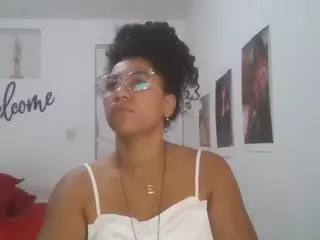 Bellacrespa's Live Sex Cam Show