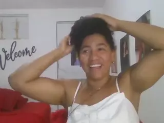 Bellacrespa's Live Sex Cam Show