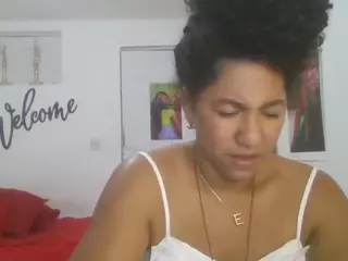 Bellacrespa's Live Sex Cam Show