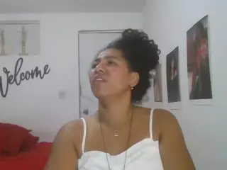 Bellacrespa's Live Sex Cam Show