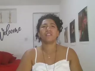 Bellacrespa's Live Sex Cam Show