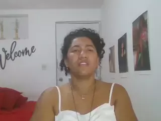 Bellacrespa's Live Sex Cam Show