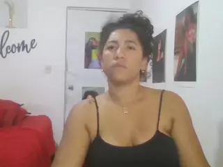 Bellacrespa's Live Sex Cam Show