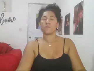 Bellacrespa's Live Sex Cam Show
