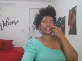 Bellacrespa's Live Sex Cam Show