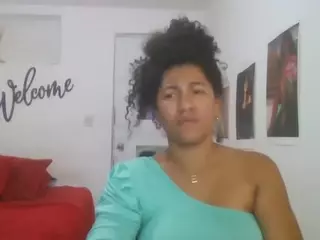 Bellacrespa's Live Sex Cam Show