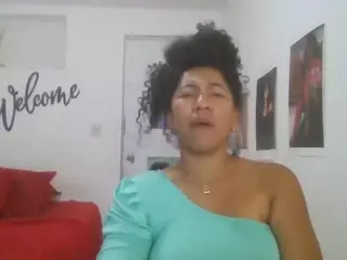 Bellacrespa's Live Sex Cam Show