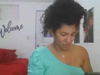 Bellacrespa's Live Sex Cam Show