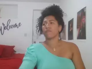Bellacrespa's Live Sex Cam Show