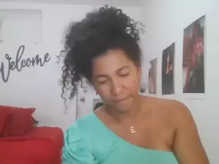 Bellacrespa's Live Sex Cam Show
