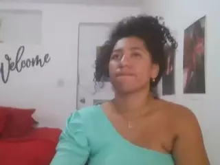 Bellacrespa's Live Sex Cam Show