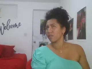 Bellacrespa's Live Sex Cam Show