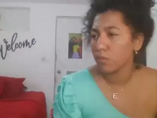 Bellacrespa's Live Sex Cam Show