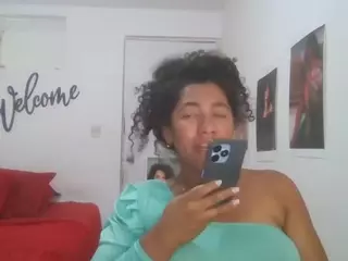 Bellacrespa's Live Sex Cam Show